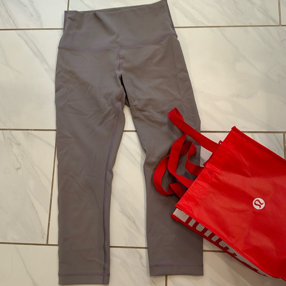 Lululemon Align Crop 23” 6